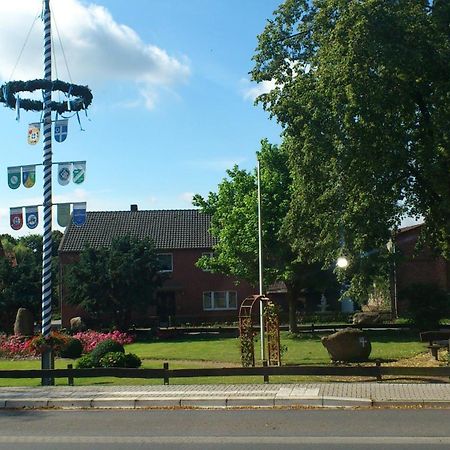 Hotel Am Rosenplatz,24 Stunden Check In, Kostenfreie Parkplaetze Brechtorf المظهر الخارجي الصورة