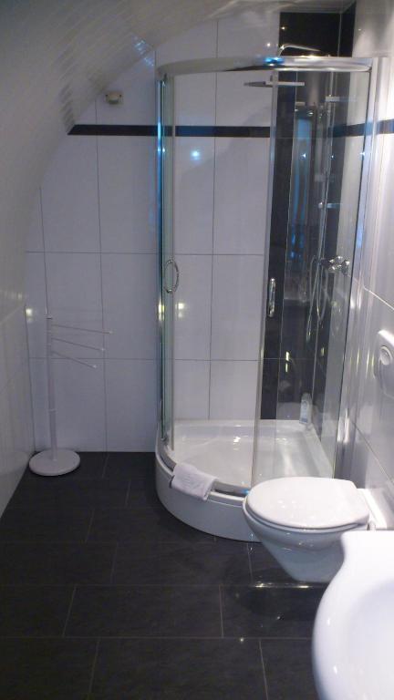 Hotel Am Rosenplatz,24 Stunden Check In, Kostenfreie Parkplaetze Brechtorf المظهر الخارجي الصورة